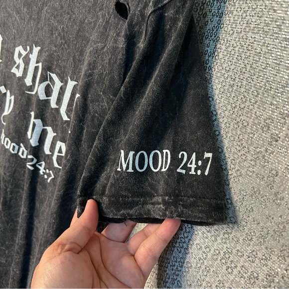 Awesome Distressed Tee! Brand: OnFire 🔥 - Picture 7 of 12